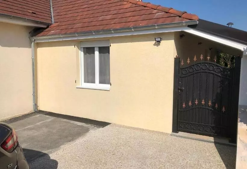 Aamiaismajoitus (B&B) Maison Tobias