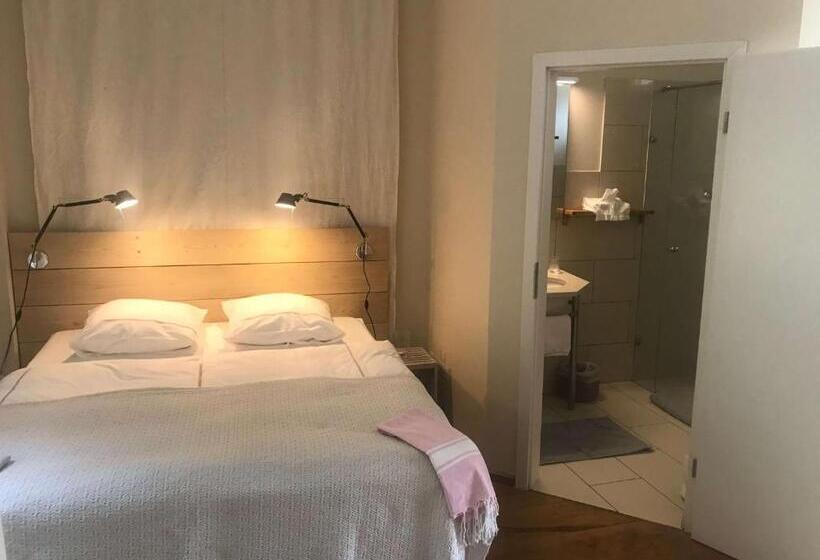 Villa La Begude   Boutique Luxury B&b