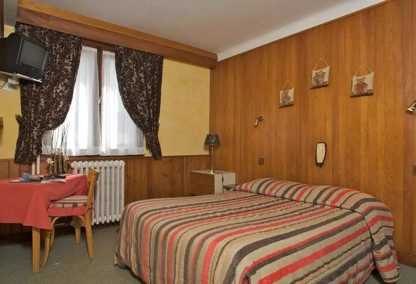 هتل Alp Hôtel