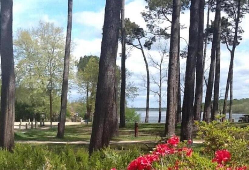 فندق Au Bon Coin Du Lac