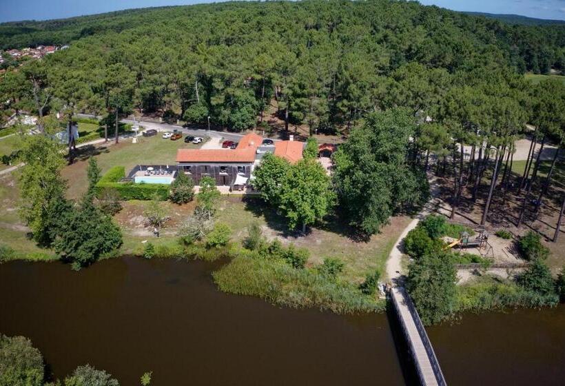 فندق Au Bon Coin Du Lac