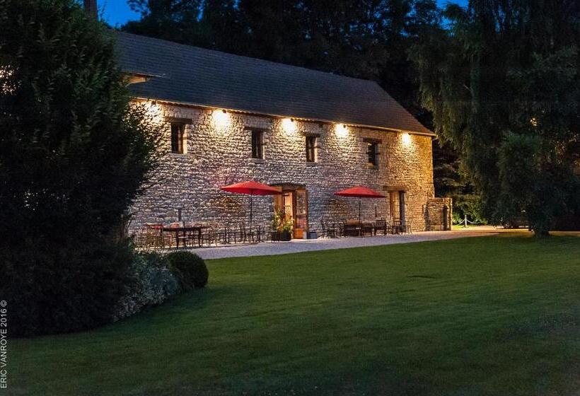 فندق Domaine De La Pommeraye & Spa