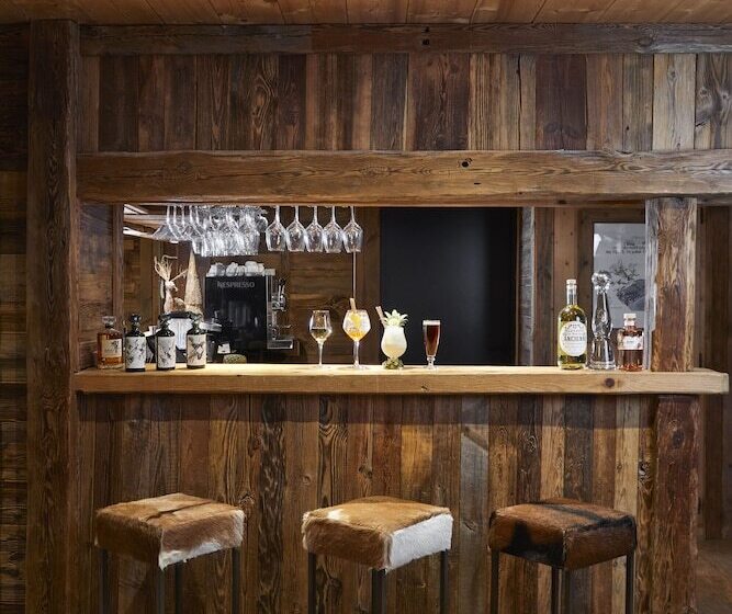 فندق Chalet Alpen Valley, Montblanc