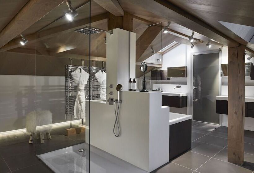 فندق Chalet Alpen Valley, Montblanc