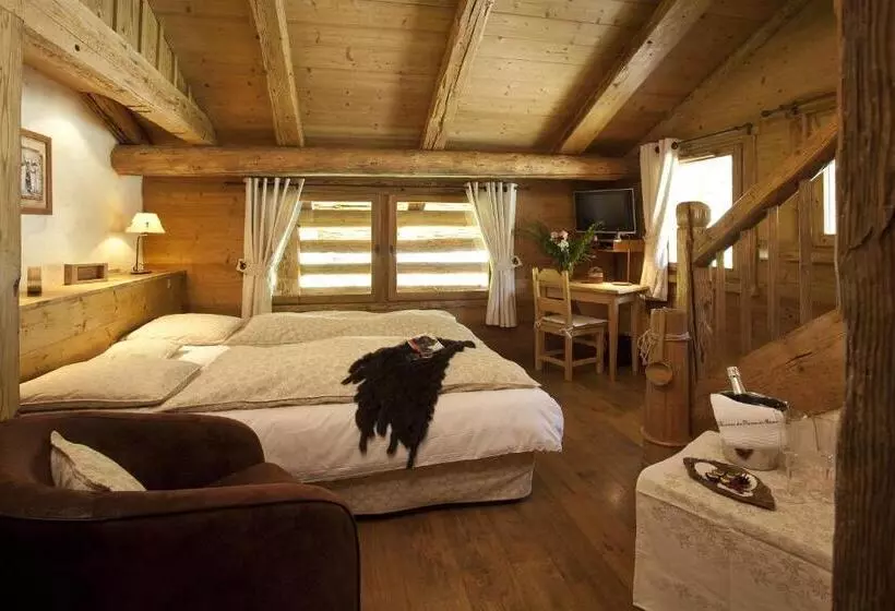 هتل Chalet Hôtel Les Fermes De Pierre & Anna