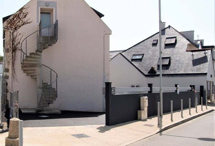 בית מלון כפרי De La Baie