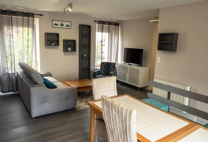 בית מלון כפרי De La Baie