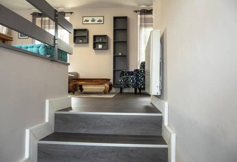 בית מלון כפרי De La Baie