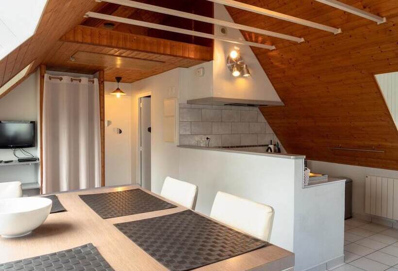 בית מלון כפרי De La Baie