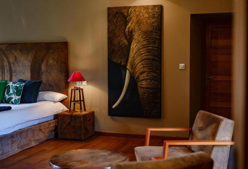 فندق Domaine De La Pommeraye & Spa