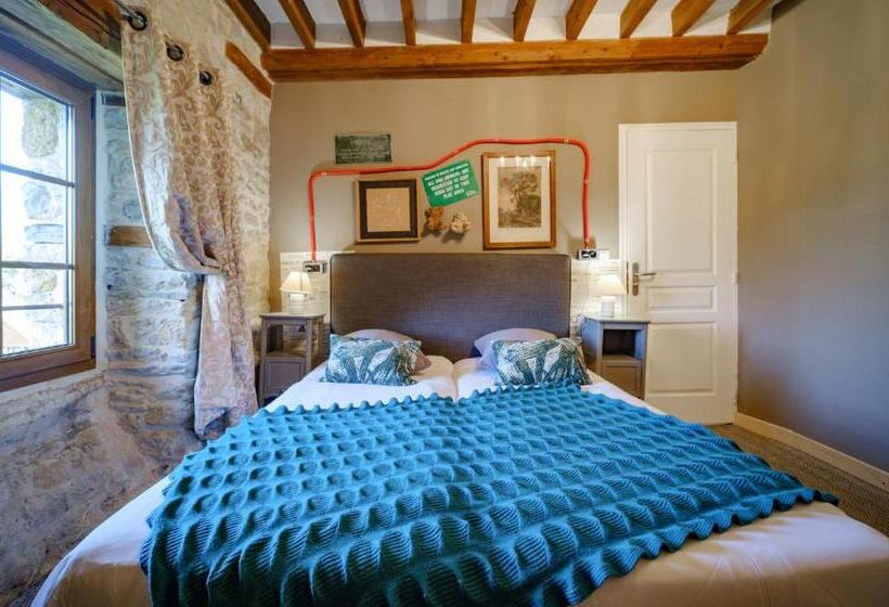 فندق Domaine De La Pommeraye & Spa