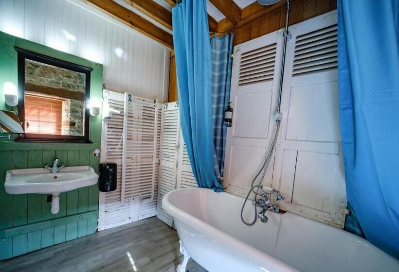 فندق Domaine De La Pommeraye & Spa