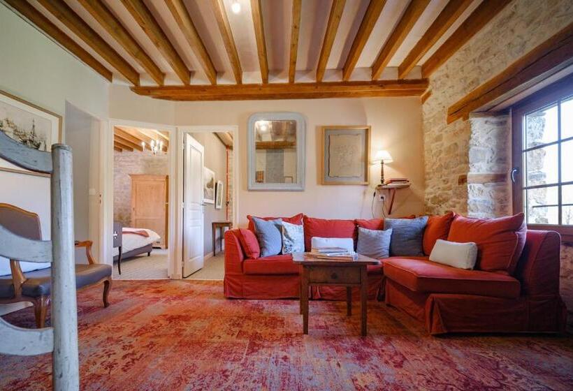 فندق Domaine De La Pommeraye & Spa