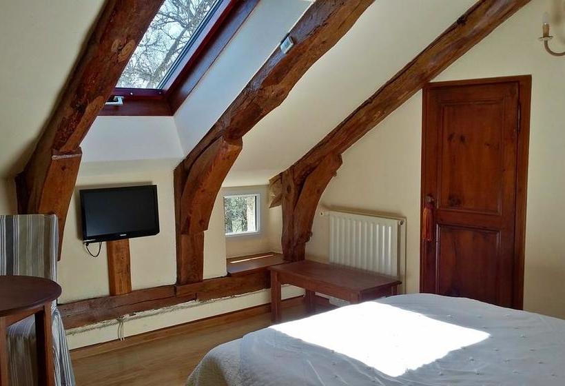 فندق Domaine De Rilhac