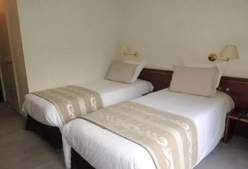 ホテル Hôtel 4c