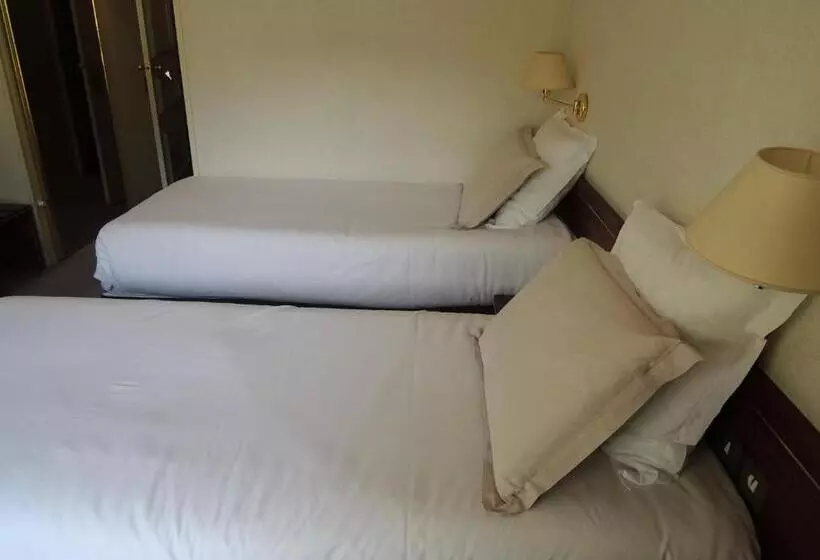 ホテル Hôtel 4c