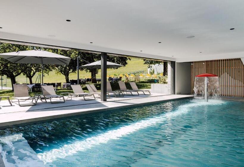 هتل Hôtel Champs Fleuris Morzine