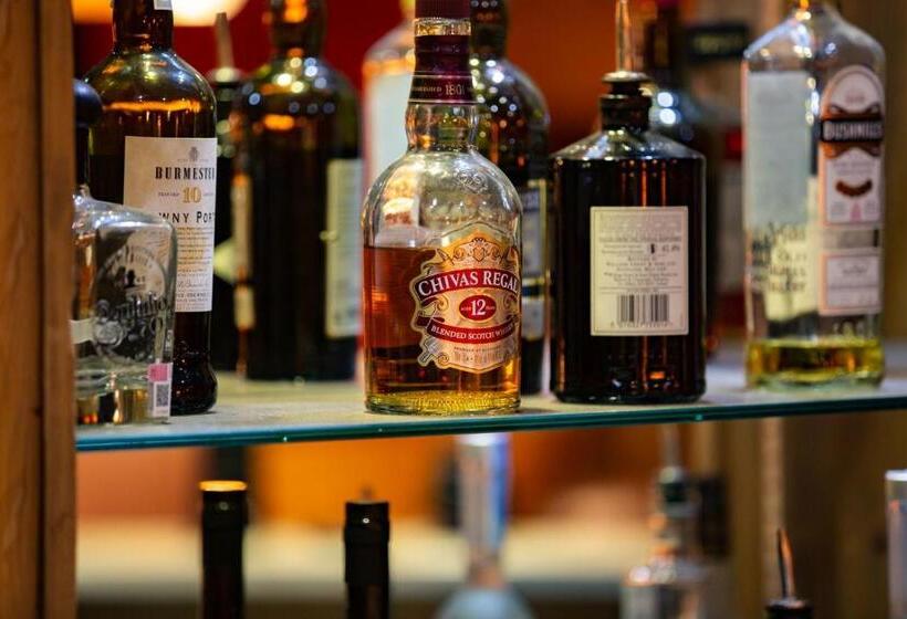 هتل Hôtel Champs Fleuris Morzine