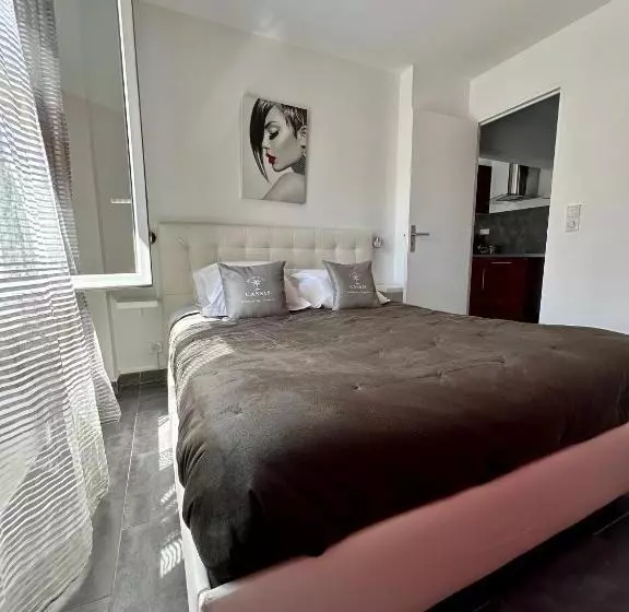 Hotelli Hôtel Eden Cassis   Parking Privé