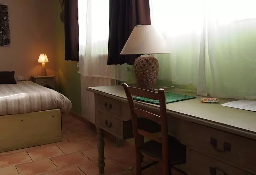 ホテル Hôtel Le Relais Du Luberon