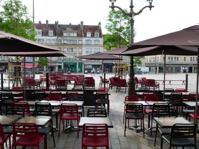 هتل Hôtel Victor