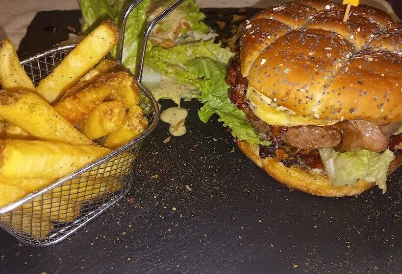 Отель Aigle D Or