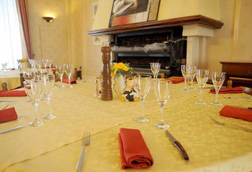 Отель Aigle D Or