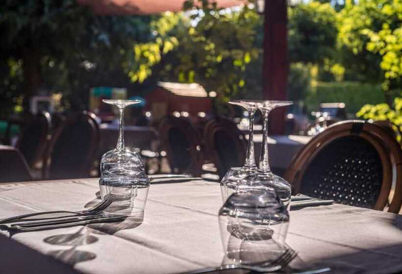 בית מלון כפרי Le Clos Des Bruyeres