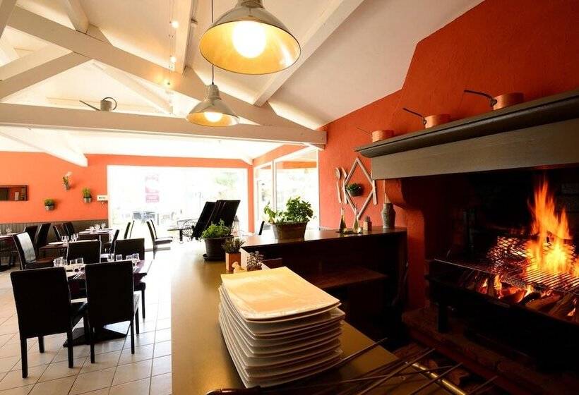 בית מלון כפרי Le Clos Des Bruyeres