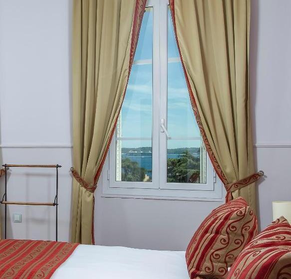 בית מלון כפרי Les Tourelles