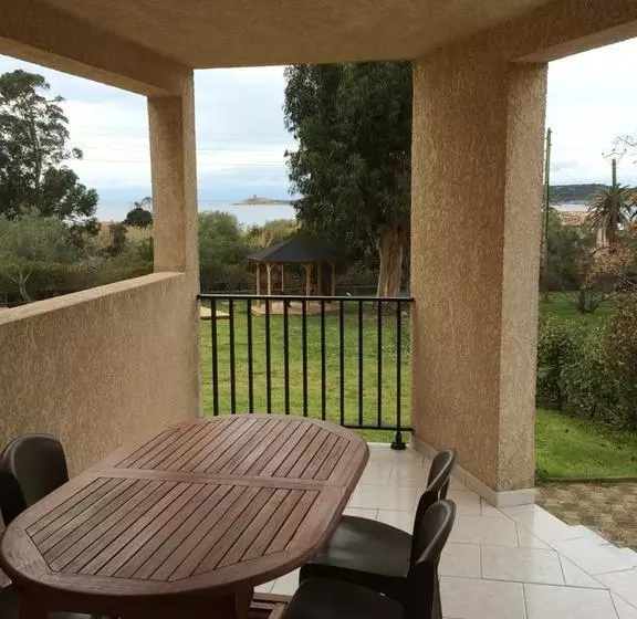 Residence Maïna