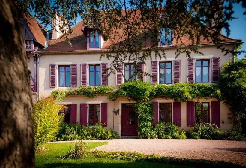 Aamiaismajoitus (B&B) Au Puy Des Vérités