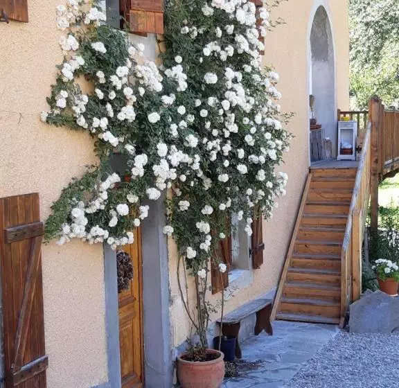 ベッドアンドブレックファースト Gite Auberge De Montvilliers