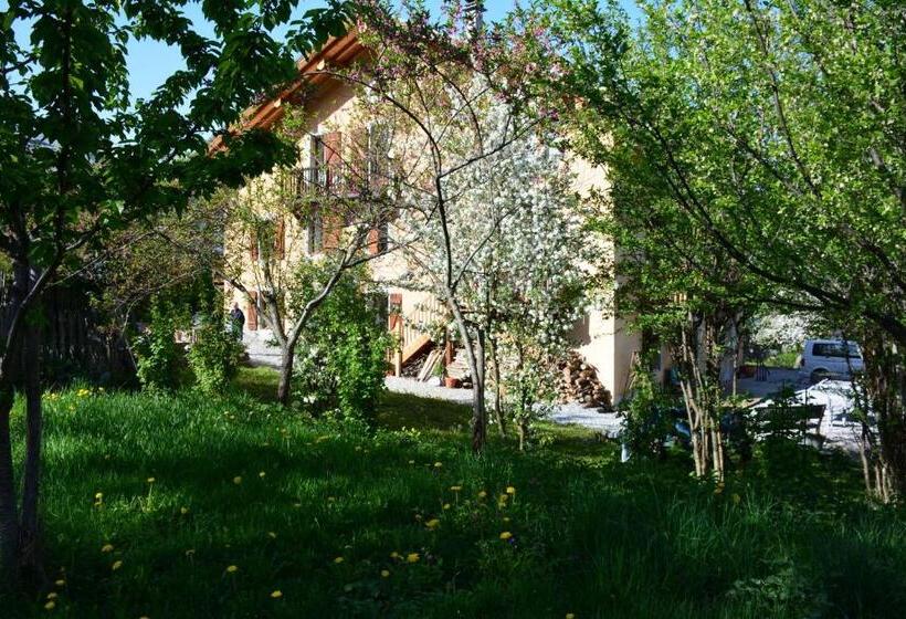 민박 Gite Auberge De Montvilliers