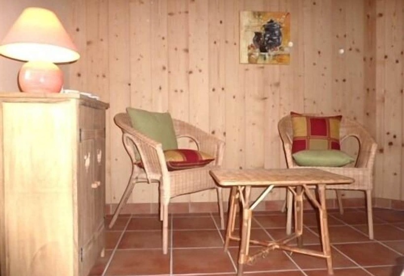 مبيت وإفطار La Ferme Du Chapi