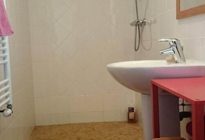 مبيت وإفطار La Ferme Du Chapi