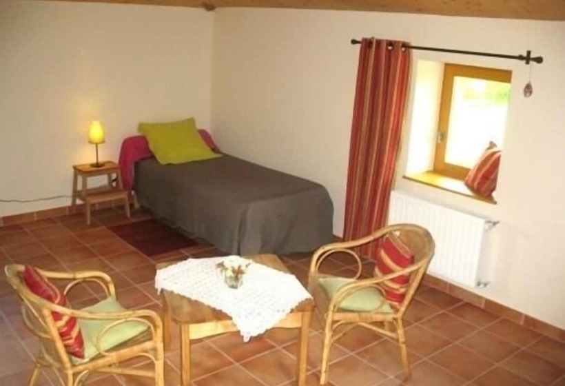 مبيت وإفطار La Ferme Du Chapi