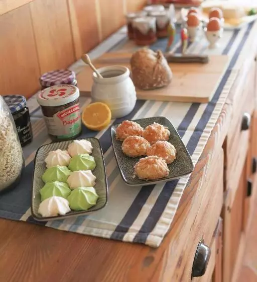تختخواب و صبحانه La Maison Tamarin