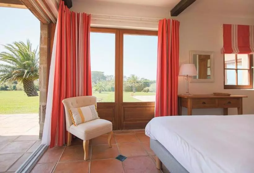 تختخواب و صبحانه La Maison Tamarin
