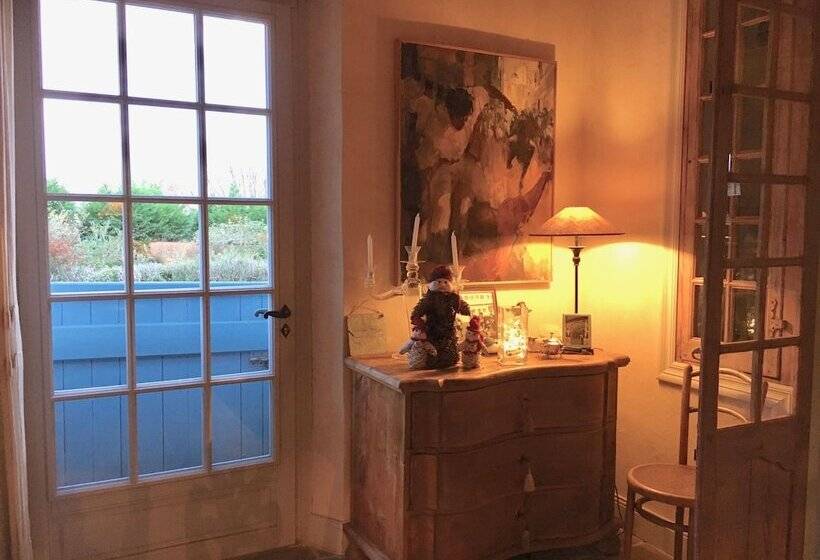 Bed and Breakfast Les Volets Bleus