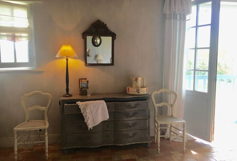 Bed and Breakfast Les Volets Bleus