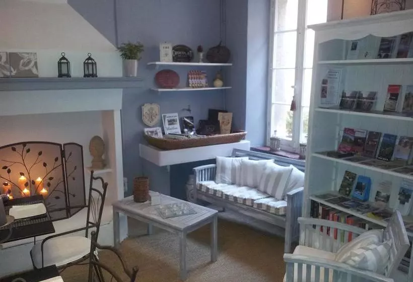 Aamiaismajoitus (B&B) Maison Allène