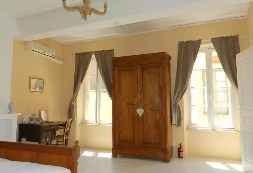 Aamiaismajoitus (B&B) Maison Allène