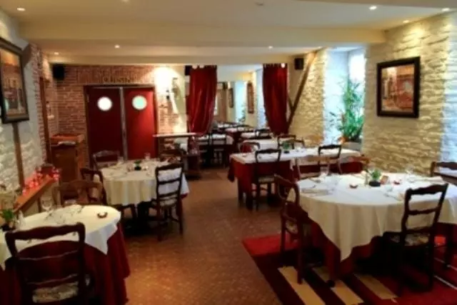 Hotelli Au Bon Laboureur