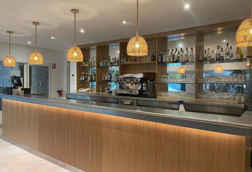 בית מלון כפרי Au Tapis De Sable