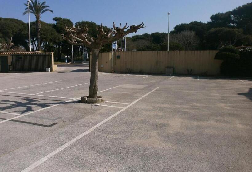 בית מלון כפרי Au Tapis De Sable