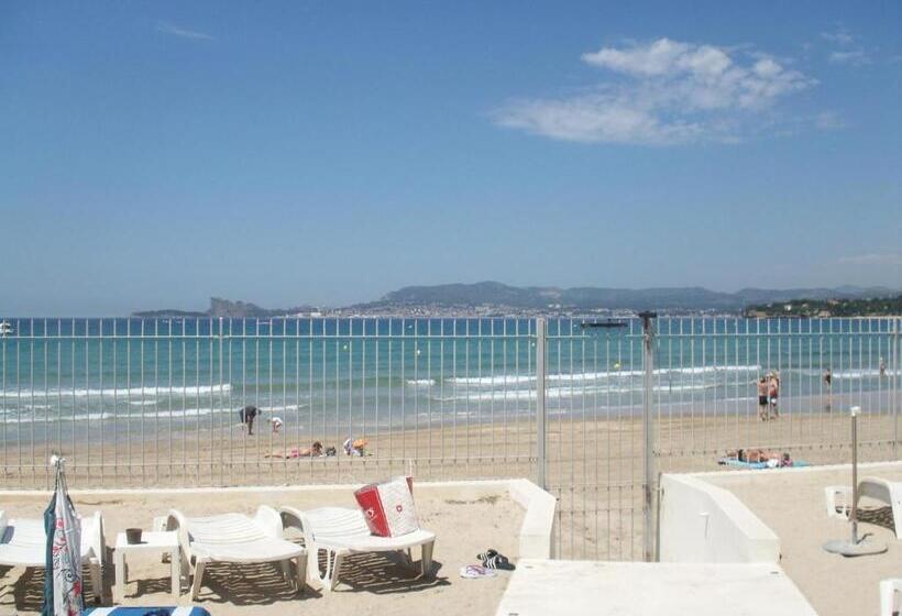 בית מלון כפרי Au Tapis De Sable