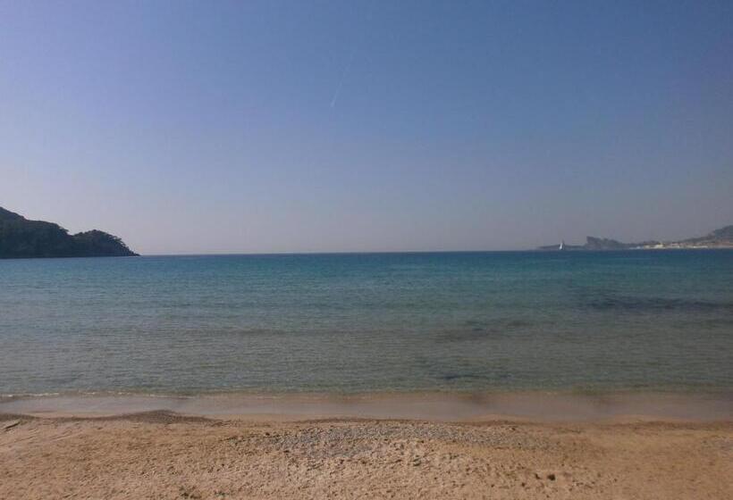 בית מלון כפרי Au Tapis De Sable