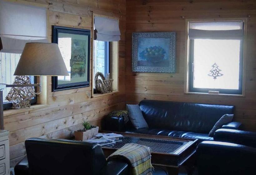 فندق Auberge De La Poulcière