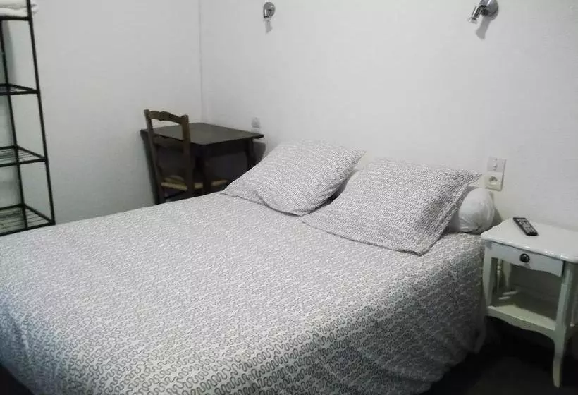 ホテル Auberge De Reine Margot